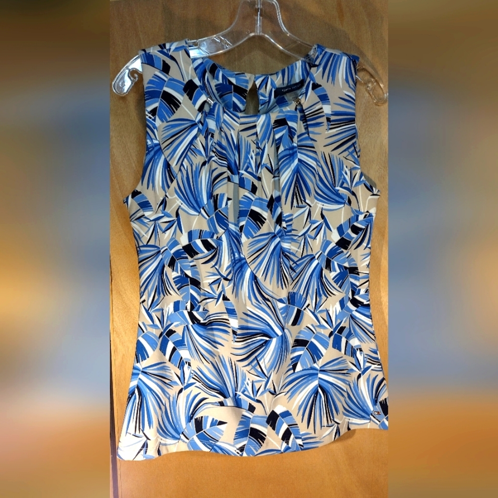 Tommy Hilfiger Sleeveless Shirt Size M (10) Blue/Beige/White/Black Preowned